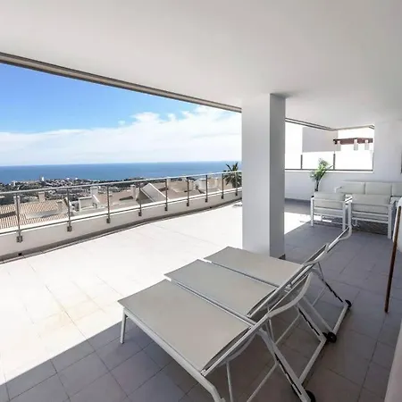 With A Beautiful Sea View Serenity *